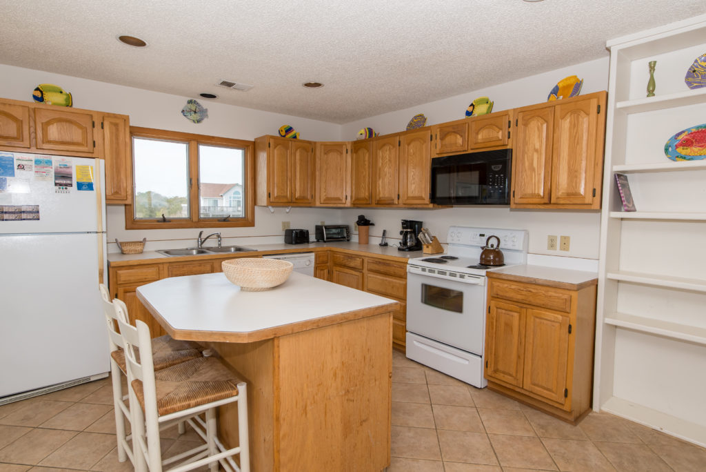nauti-gulls-kitchen